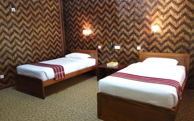 Ruby True Hotel
