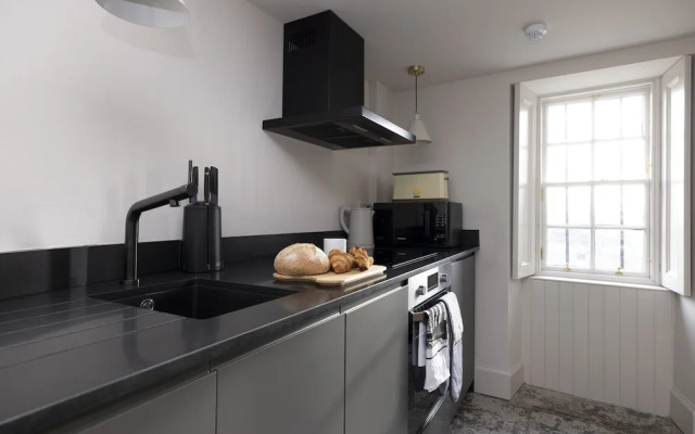 JOIVY Observatory Apartment