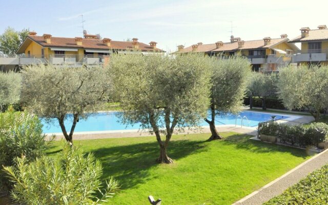 Residence in Lugana di Sirmione, With a Beautiful Swimming Pool