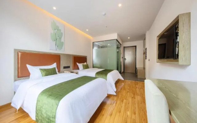 GreenTree Inn Express (Daocheng Yading Scenic Area)