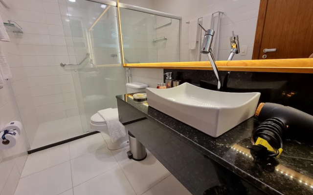 Saison Resort & Spa