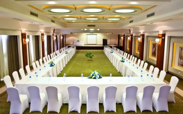 Charmillion Club Resort