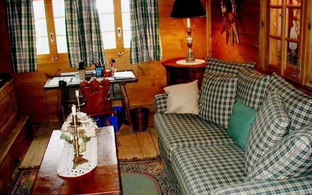 Ski-in ski-out fully catered Chalet