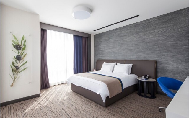 Ramada Hotel & Suites Kemalpasa Izmir