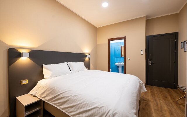 Torino Station Relais