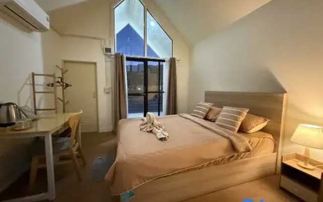 Nicha villa riverfront Thaton