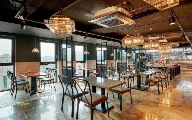 Maxx Jeju, a member of H Rewards