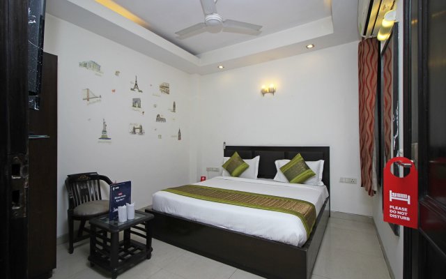 OYO 9030 Hotel Delhi Airport Plaza