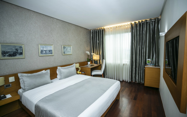 Tirana International Hotel & Conference Centre