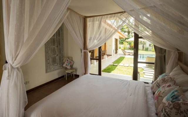 Luxury Villa in Bali near Beach, Bali Villa 2036 – Guest Rooms – Ubud