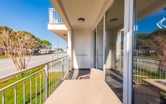 Coastal Haven Talea in Tale