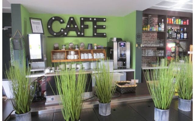 Kyriad Avignon Cap Sud