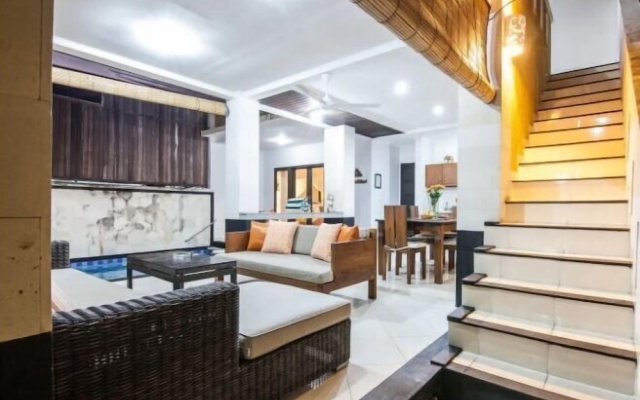 SMV . 7-BR · 7BR Pool Prime Area Walk to Beach N Shops Legian – Guest Rooms – Kuta