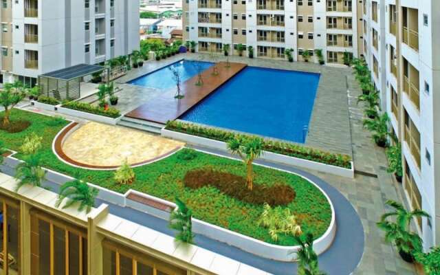 Spacious 1BR The Oak Apartment near Kelapa Gading