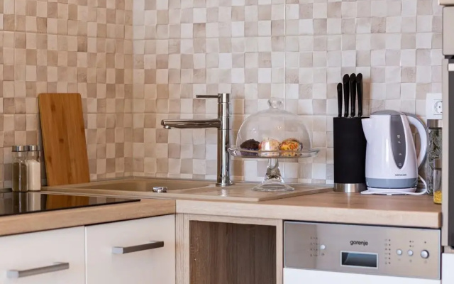 Tastefully Designed Apartment in Karlobag