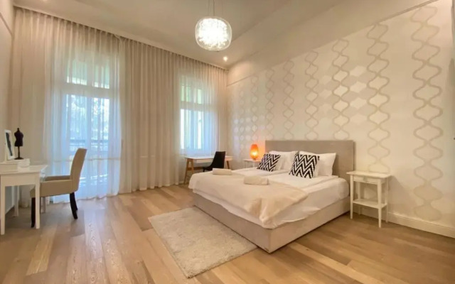 Romantic riverview bestern