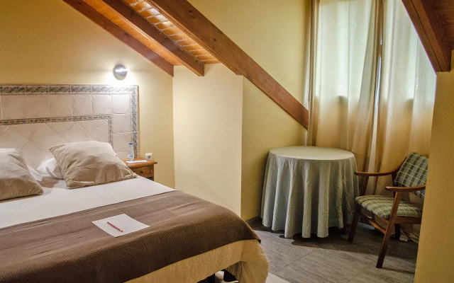 Hotel Balneario Parque De Alceda