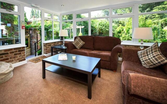 Cheshire Hospitality Ltd T/A Lennox Lea Studios & Apartments