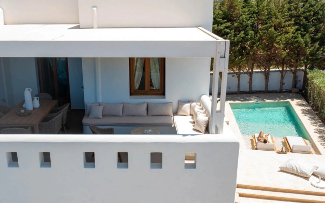Alyko Villas Elegant Villa