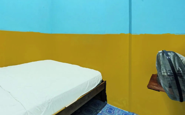 OYO 92327 Homestay Semarang Baru SyariahNearNagoya Hill Shopping Mall