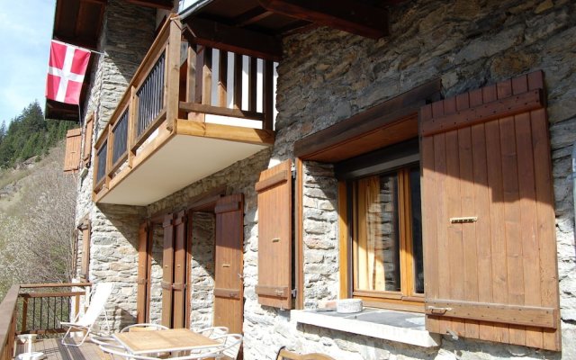 Beautiful Chalet In Champagny En Vanoise With Sauna