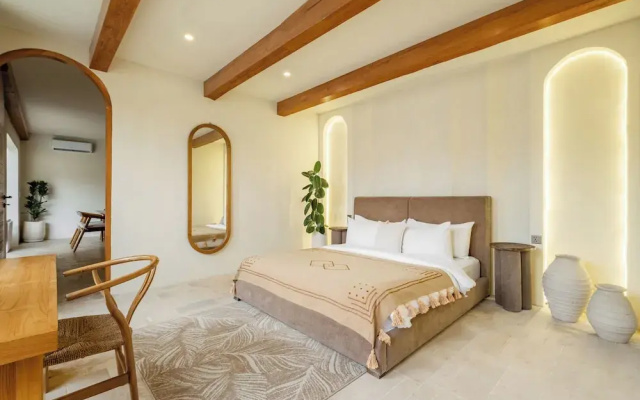 3BR Luxe Pool Villa Anaya