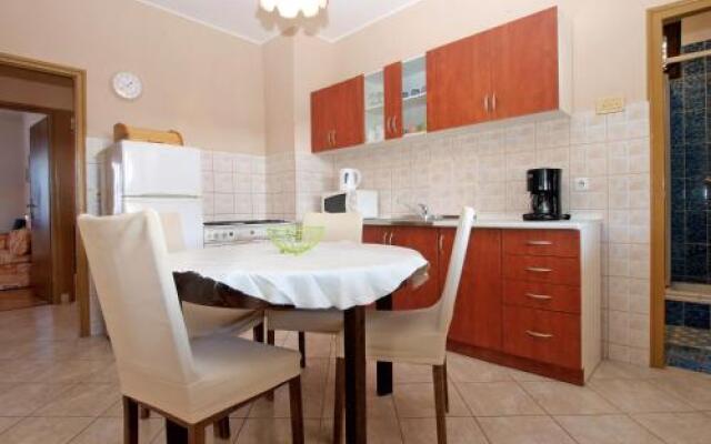 Apartments Jolanda 1441