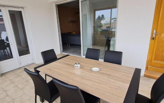 Appartement Le Mauriac Véranda plein sud 6 personnes