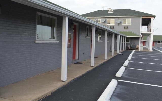 Red Carpet Inn & Suites New Cumberland