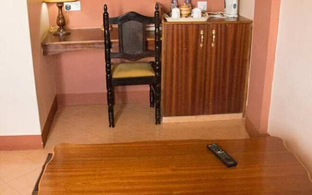 Palmdew Highland Hotel