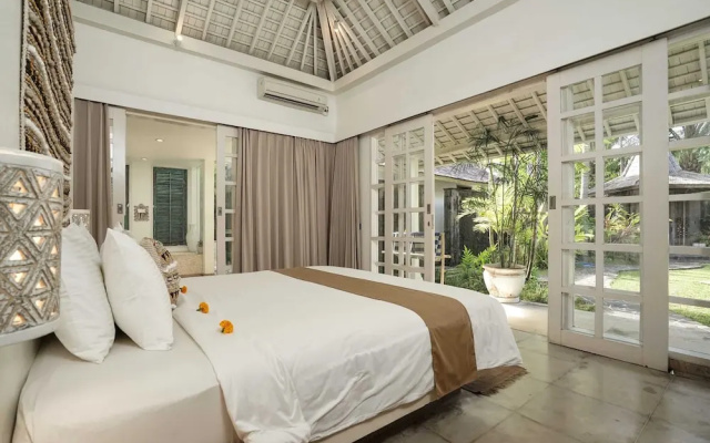 Villa Pom Pom – Guest Rooms – Kerobokan Kelod