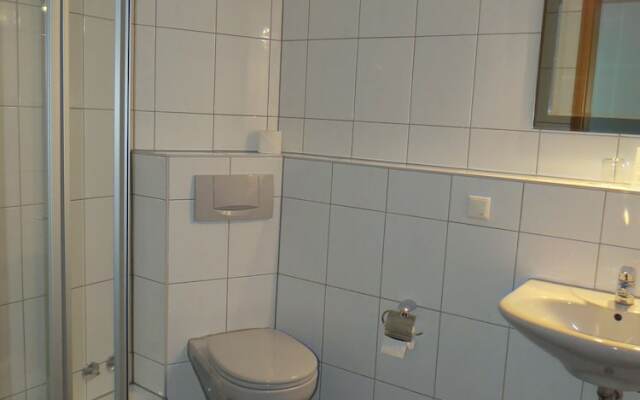 Ates Hotel Lampertheim by Aurum