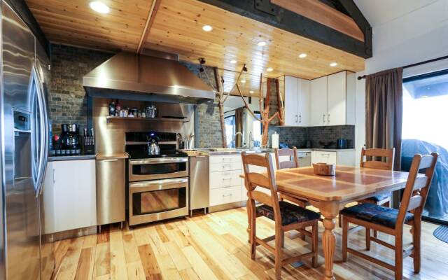 Bigwood 072 - One Bedroom Condo