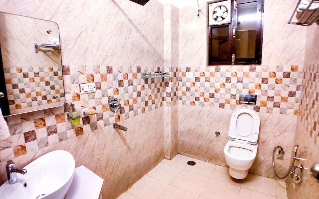 Hotel Grand Tapovan