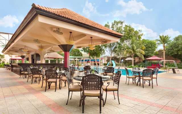 Ramada Plaza by Wyndham Karachi Airport Hotel