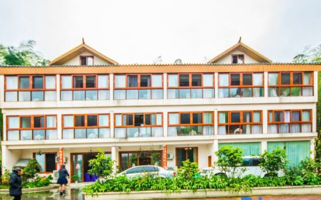 Yibin Changning Southern Sichuan Bamboo Sea Xiaoyaogu Grand Hotel