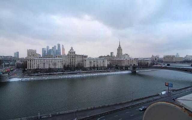 GM Apartment Smolenskaya 10