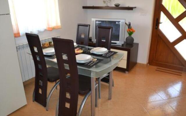 Apartment Matea In Kringa