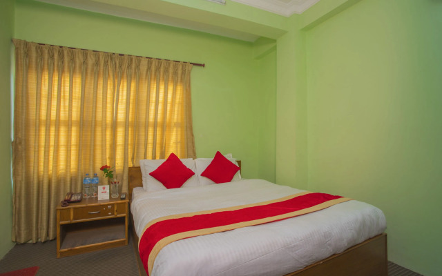 OYO 233 Waling Fulbari Guest House