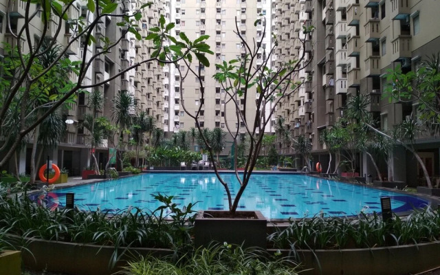 Fancy Designed 2Br At Gateway Ahmad Yani Cicadas Apartment