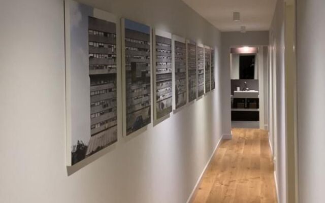 Fotofever Apt, two bedrooms with air conditioned in elegant shopping area, close to Vatican City