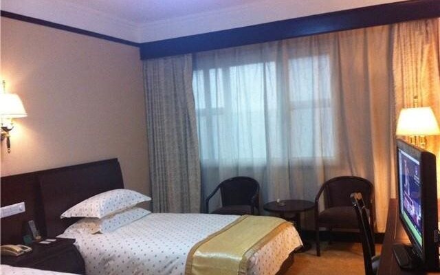 Crown Plaza