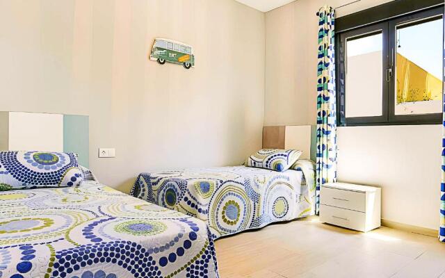 Chalet deluxe con piscina privada barbacoa y AC