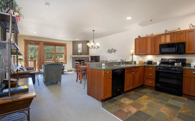 Red Hawk Townhomes by Summit County Mountain Retreats