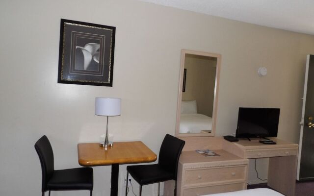 Okanagan Lakefront Resort