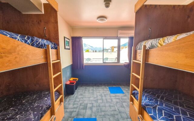 Adventure Queenstown Hostel