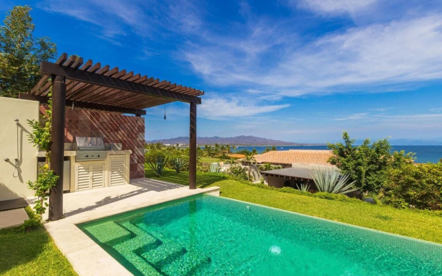 Sunny Vacation Villa 79