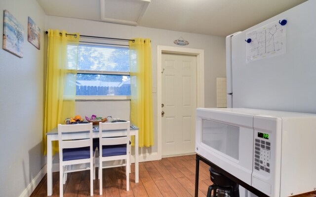 Dog-friendly Largo Apartment w/ Large Shared Yard!