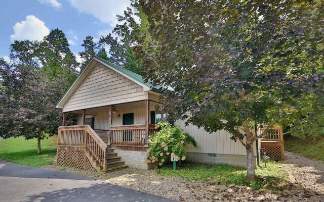 Cherry Blossom 11 - Three Bedroom Chalet
