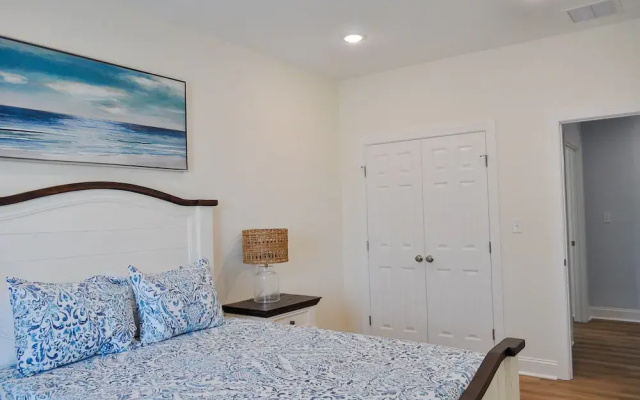 Anchors Aweigh by Topsail Realty